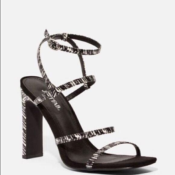 Shoes 👡   - Picture 2 of 12